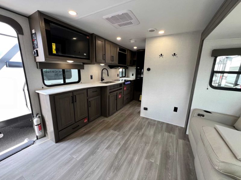 2026 Grand Design Transcend XPLOR 20MKX - Image 6