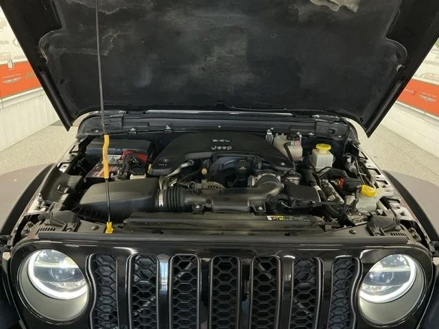 2020 Jeep Gladiator Crew Cab Rubicon 4WD - Image 11