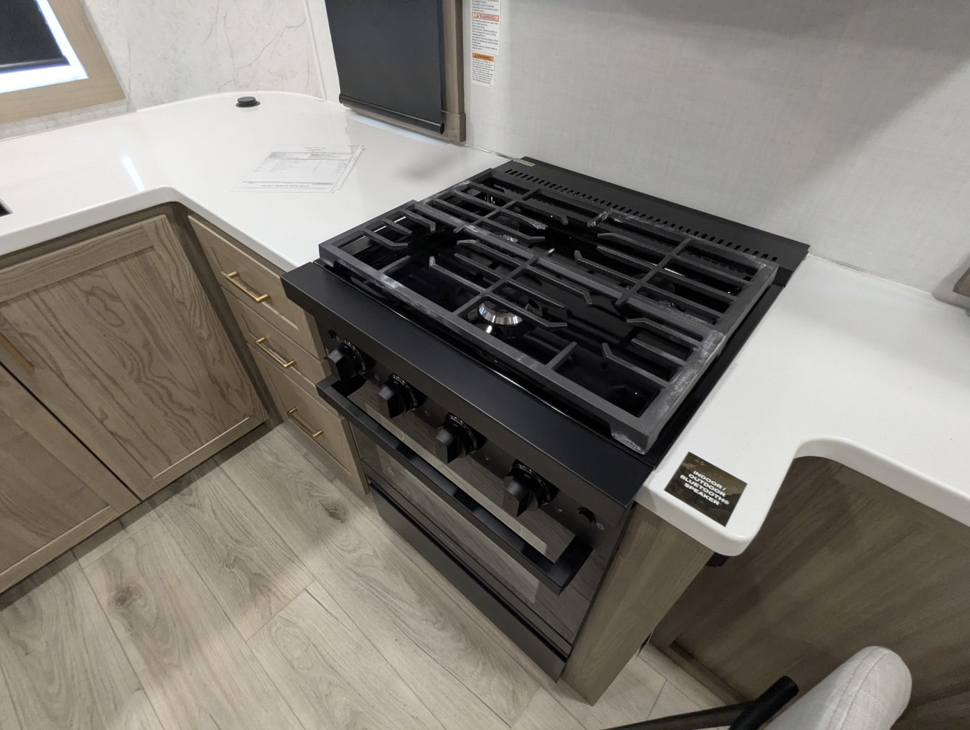 2027 Forest River Rockwood Signature 290SFK - Image 26