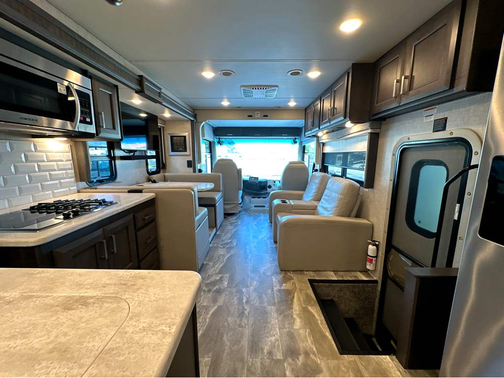 2023 THOR MOTOR COACH CHALLENGER 37DS - Image 23