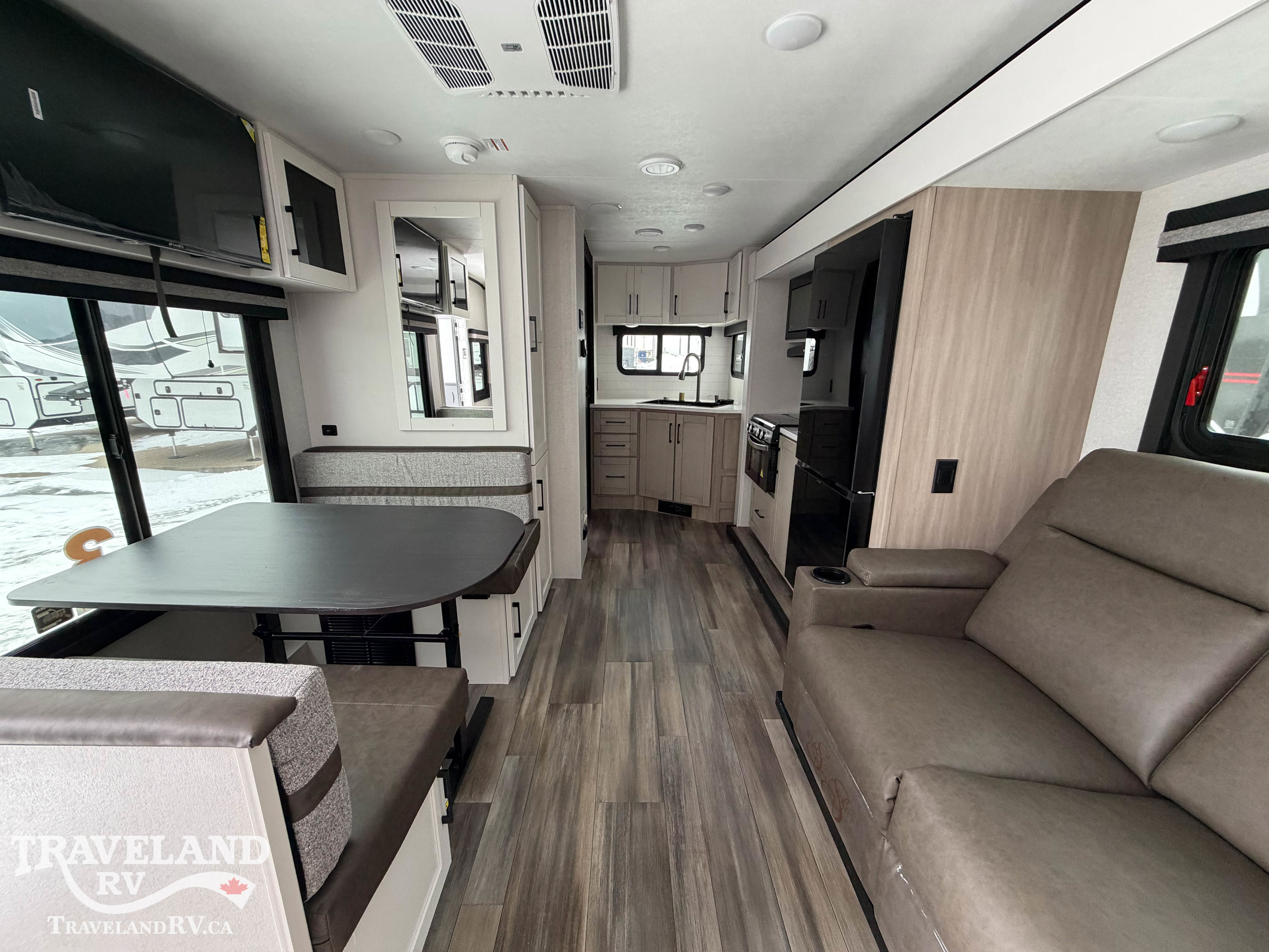 2026 Highland Ridge Range Lite 211RKM - Image 3