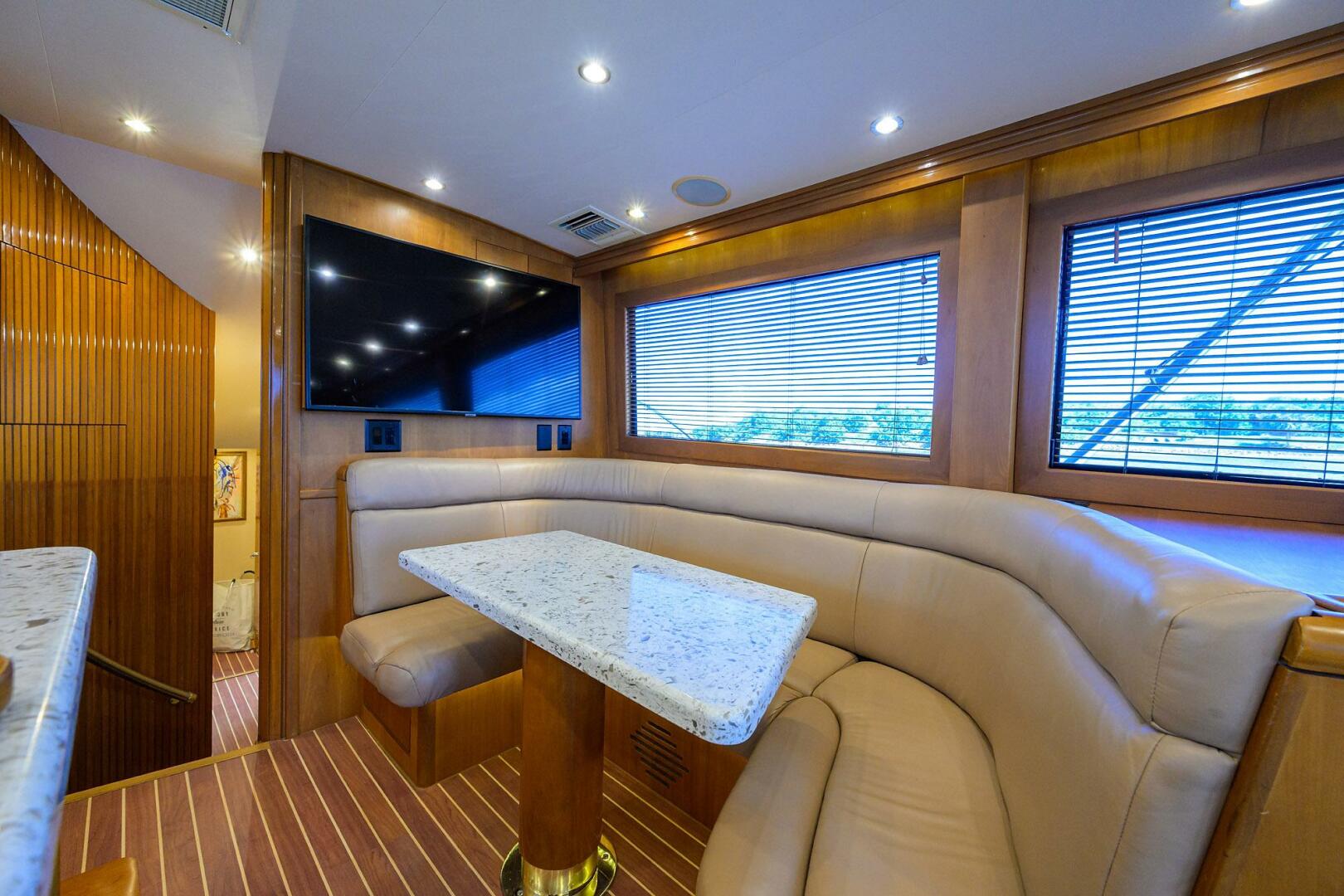 2001 Hatteras 43 Convertible Base - Image 18