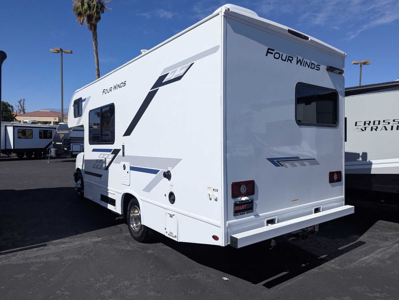 2027 Thor Motor Coach Four Winds 21Z - Image 5