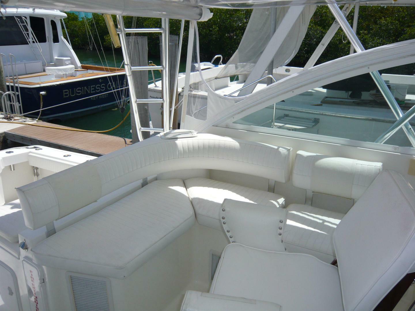 2004 Rampage 38 Express - Image 18