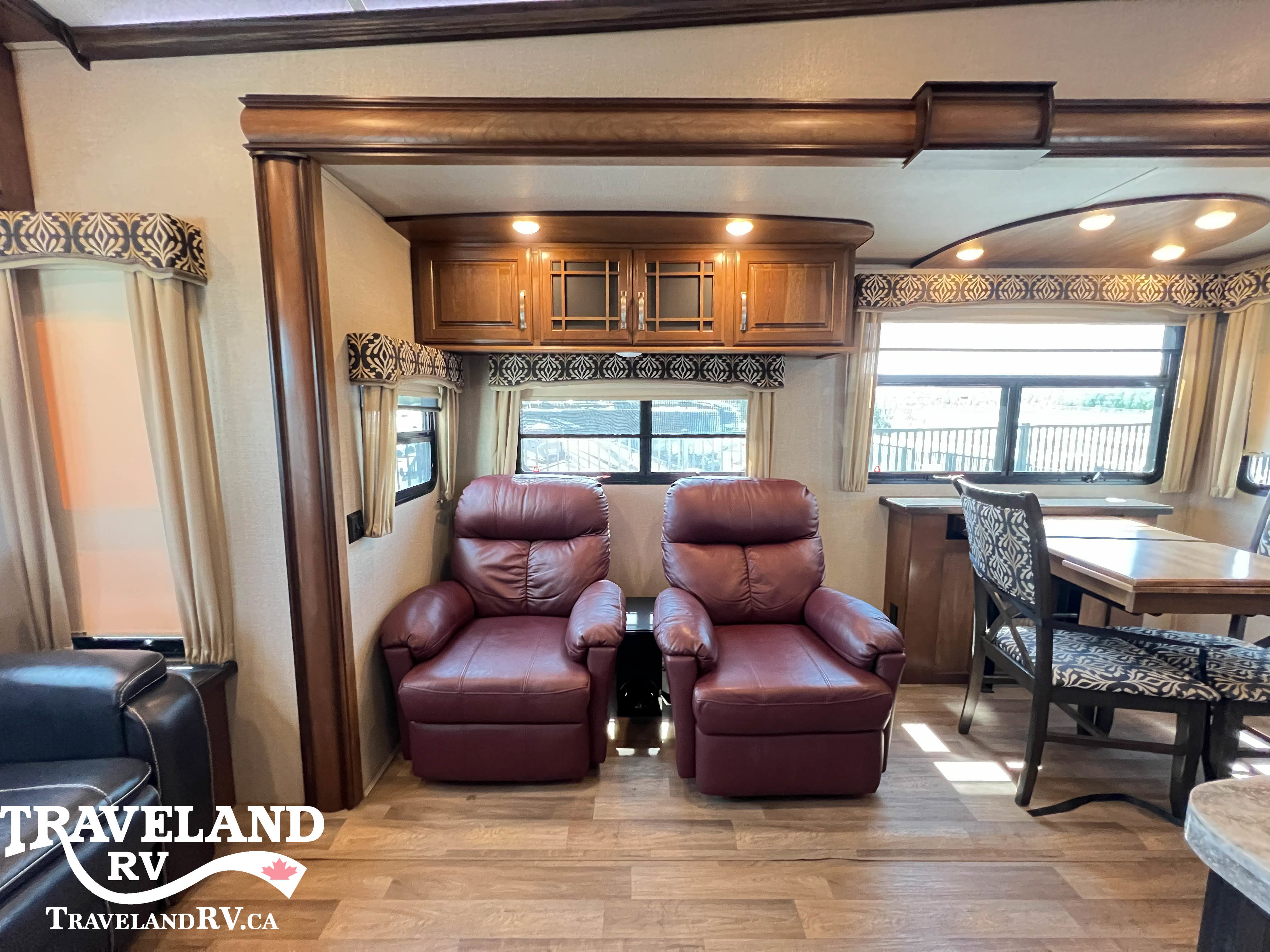 2018 KEYSTONE MONTANA 3160RL LEGACY EDITION - Image 23