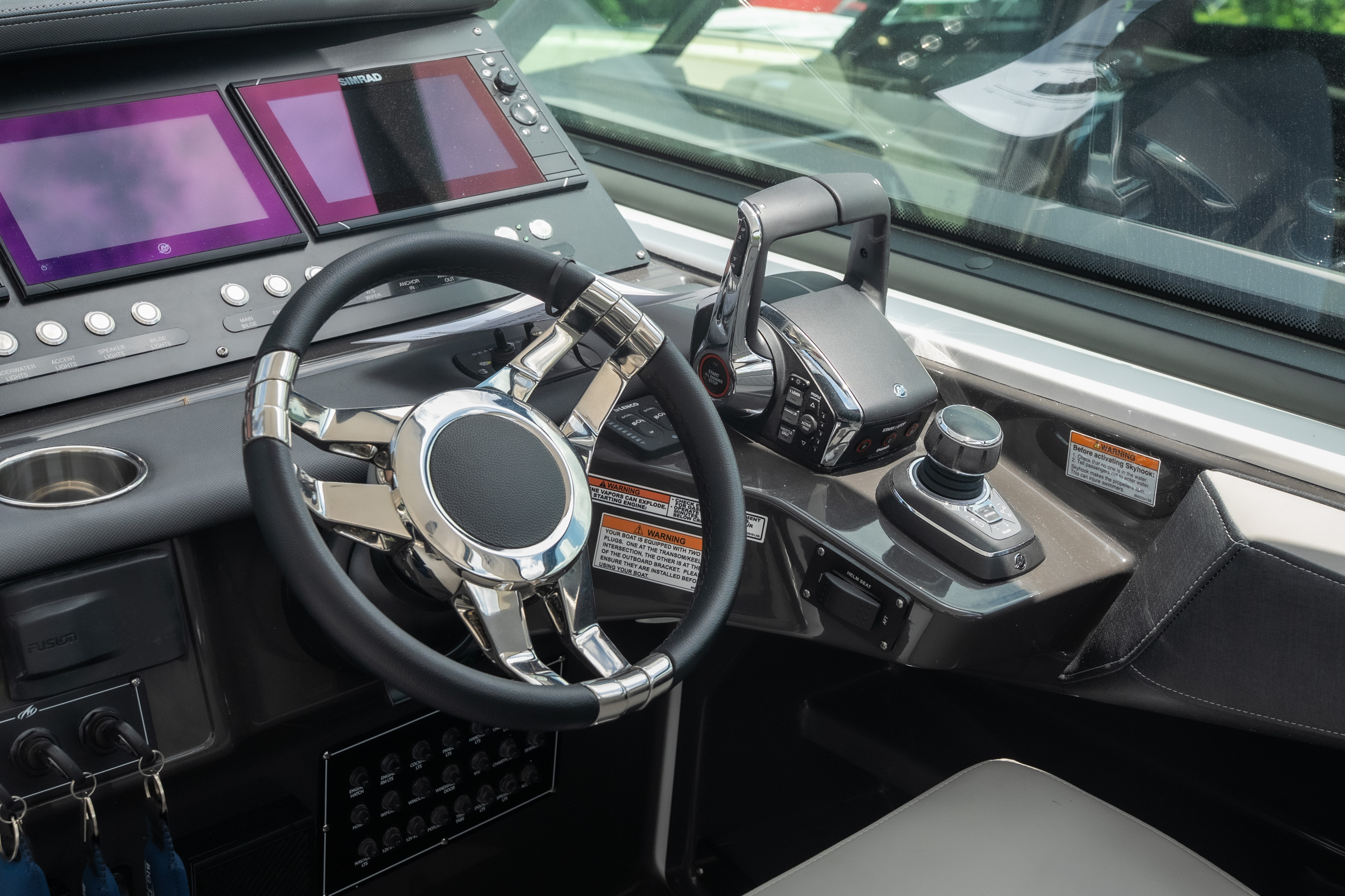 2026 Monterey 385 SS - Image 21