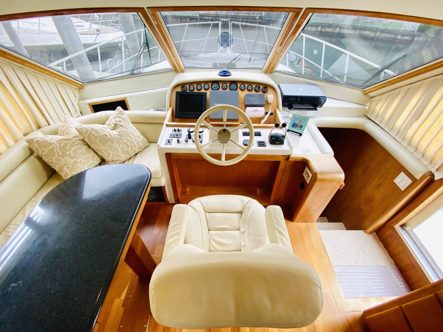 2003 Navigator 5700 Rival - Image 51