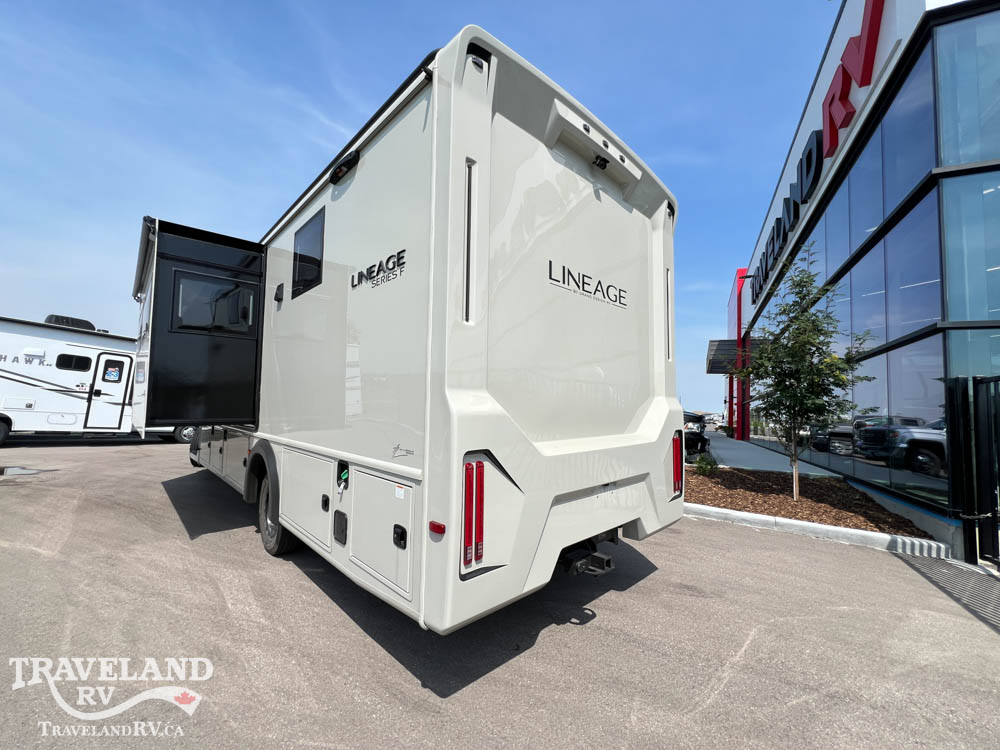 2027 Grand Design Lineage Series F 31ZW - Image 8