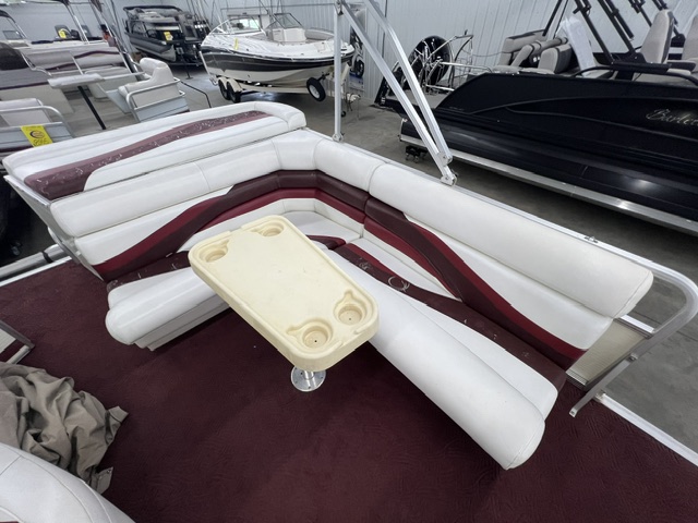 2002 LOWE SUNCRUISER TR220 - Image 20
