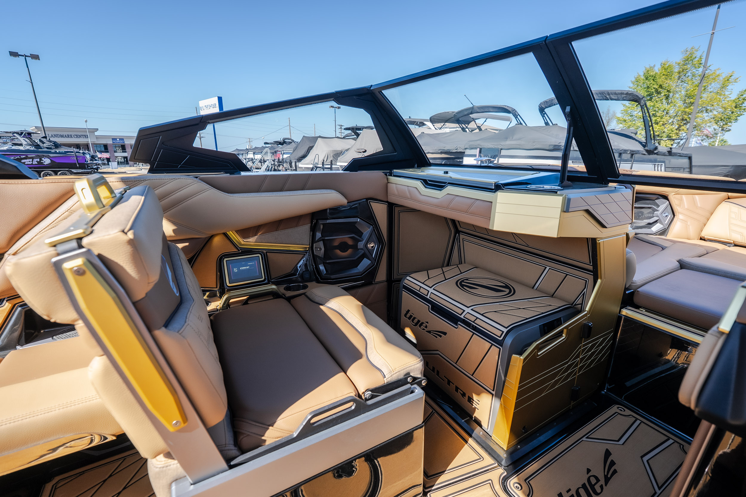 2027 Tigé Ultré 25ZX - Image 63