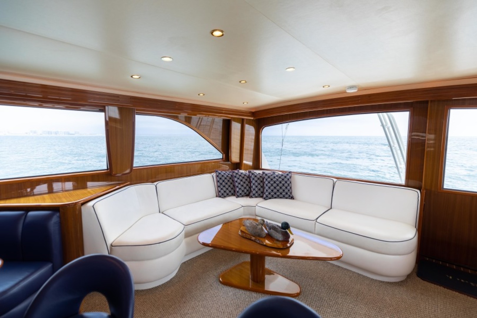 2006 Viking 74 Enclosed Bridge - Image 38