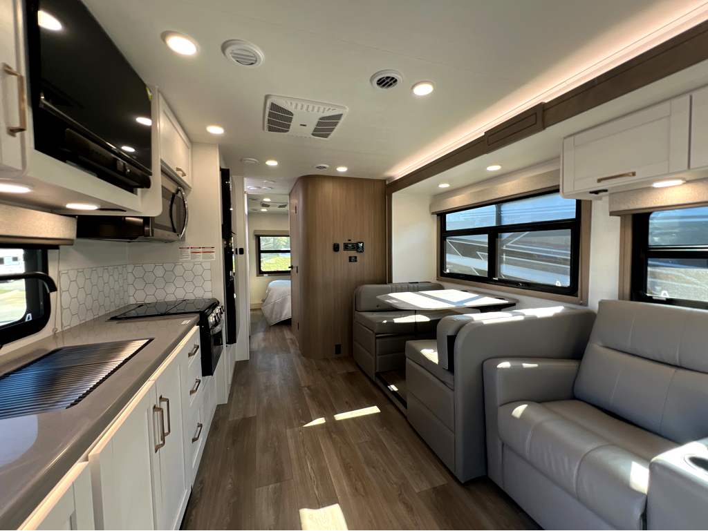 2027 ENTEGRA COACH ODYSSEY 29V - Image 7