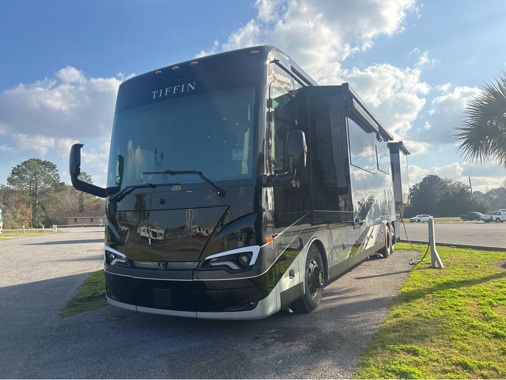 2026 TIFFIN ALLEGRO BUS 45 BTP - Image 2