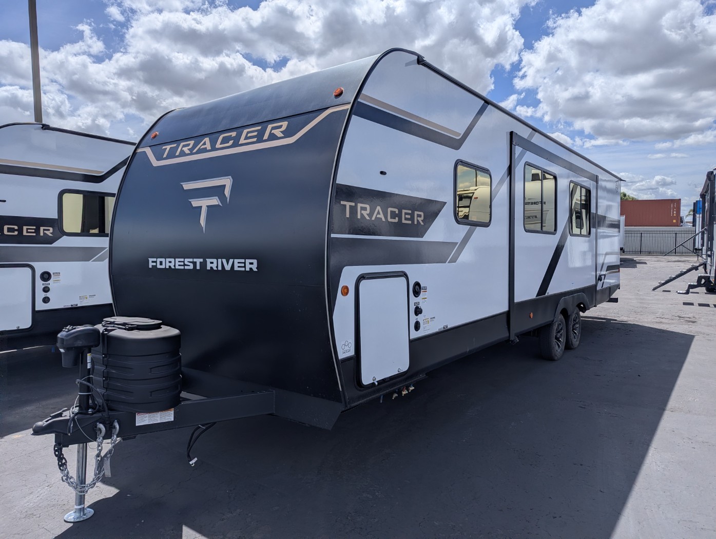 2026 Prime Time Tracer 275BH - Image 3