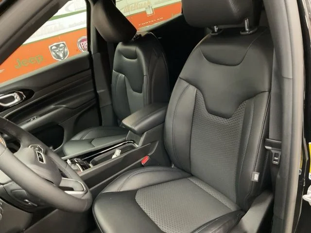 2026 Jeep Compass Latitude Altitude 4x4 - Image 20