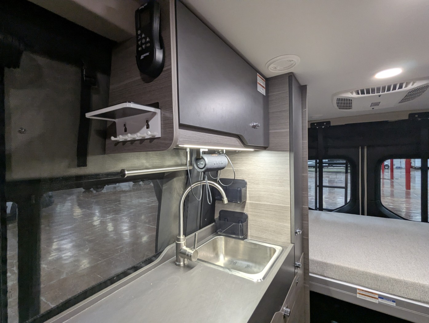 2025 Entegra Coach Launch 19Y - Image 29