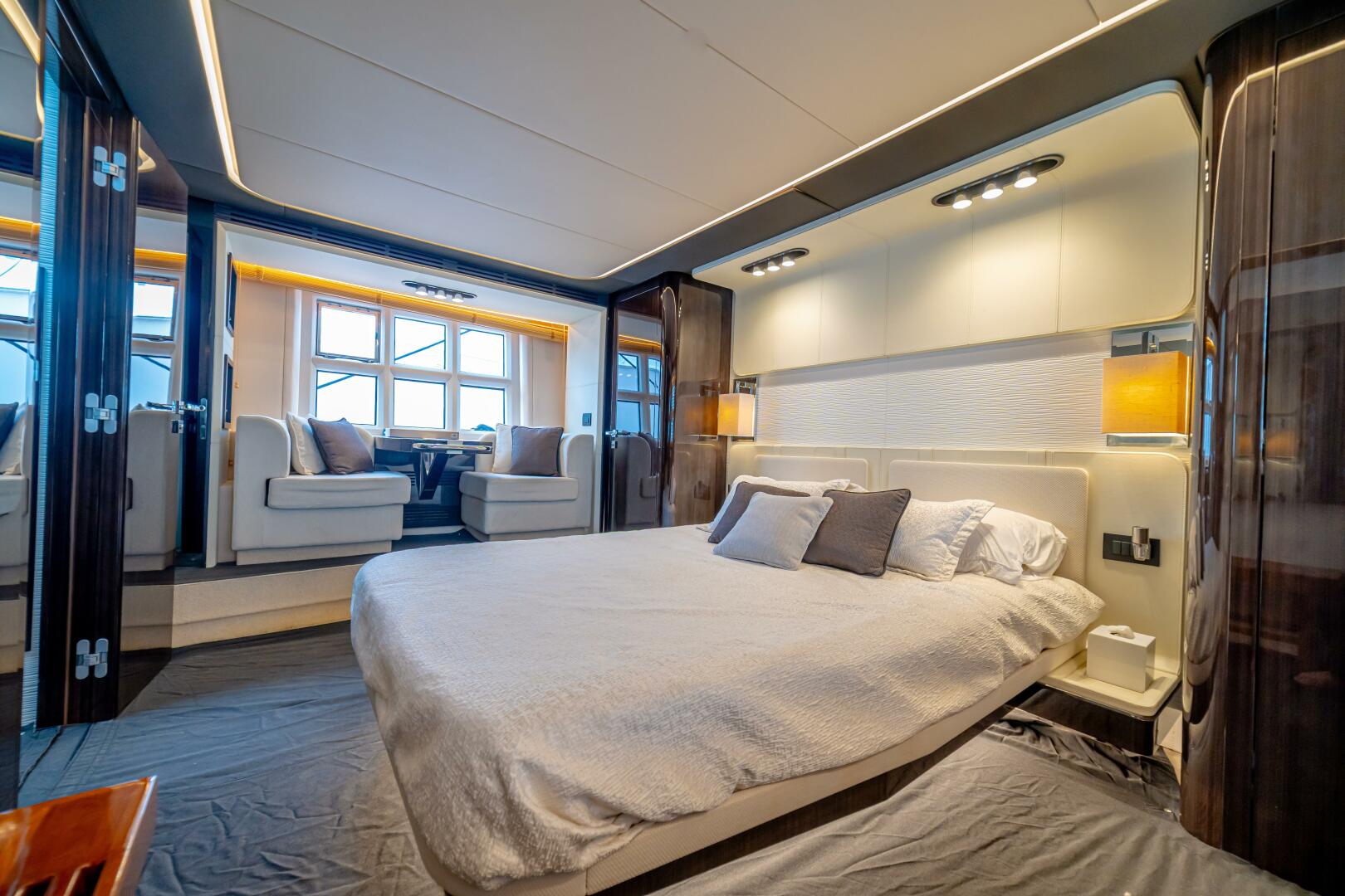 2017 Azimut 77S - Image 92