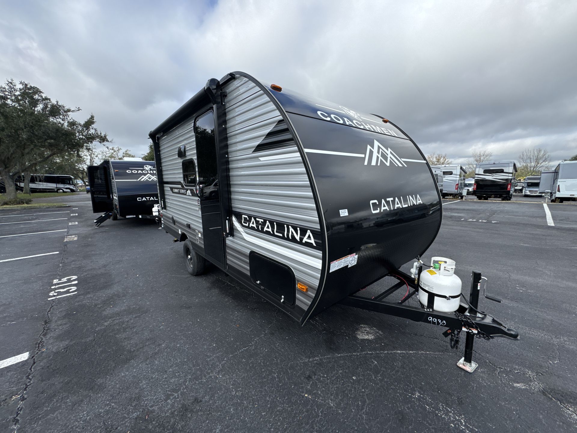 2025 Coachmen Catalina Summit Series 7