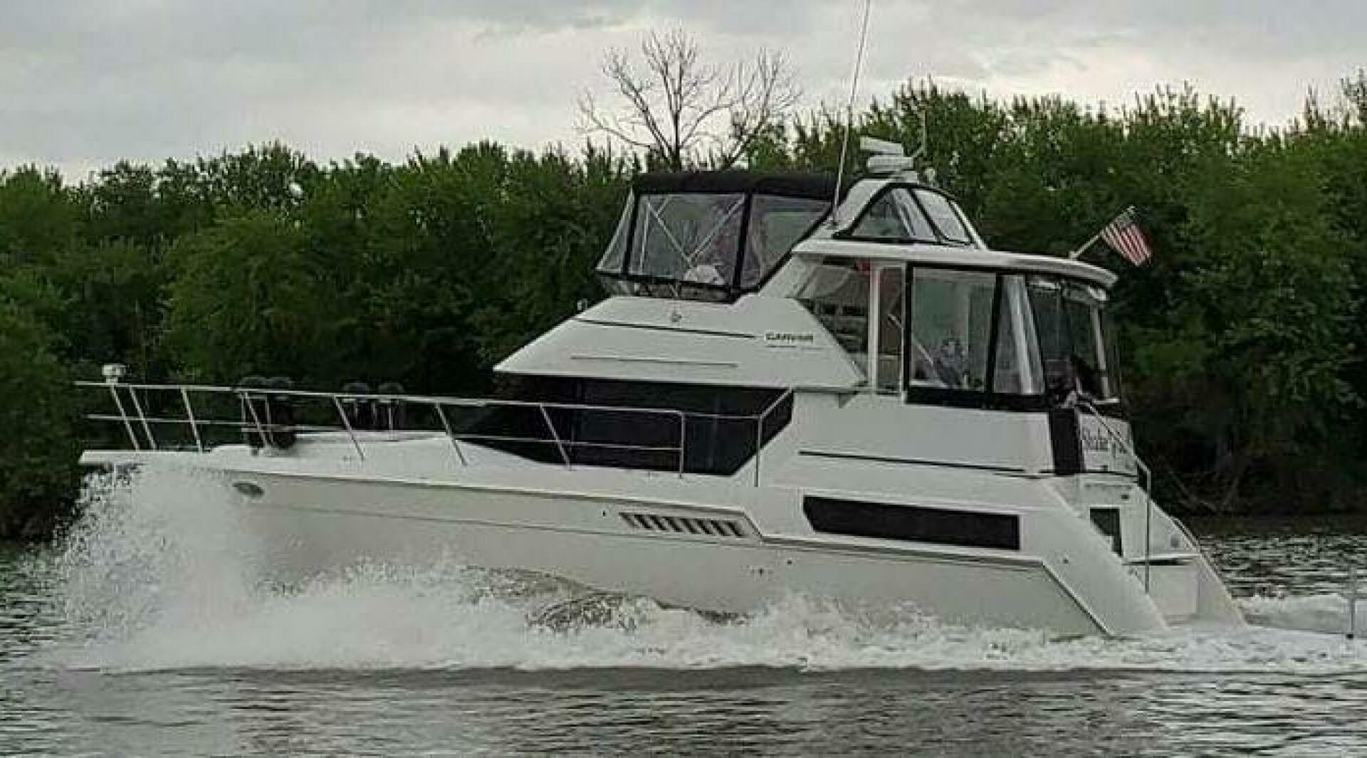 1998 Carver 355 Aft Cabin - Image 6