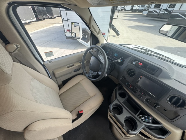 2021 Thor Motor Coach COLEMAN 22CM - Image 21