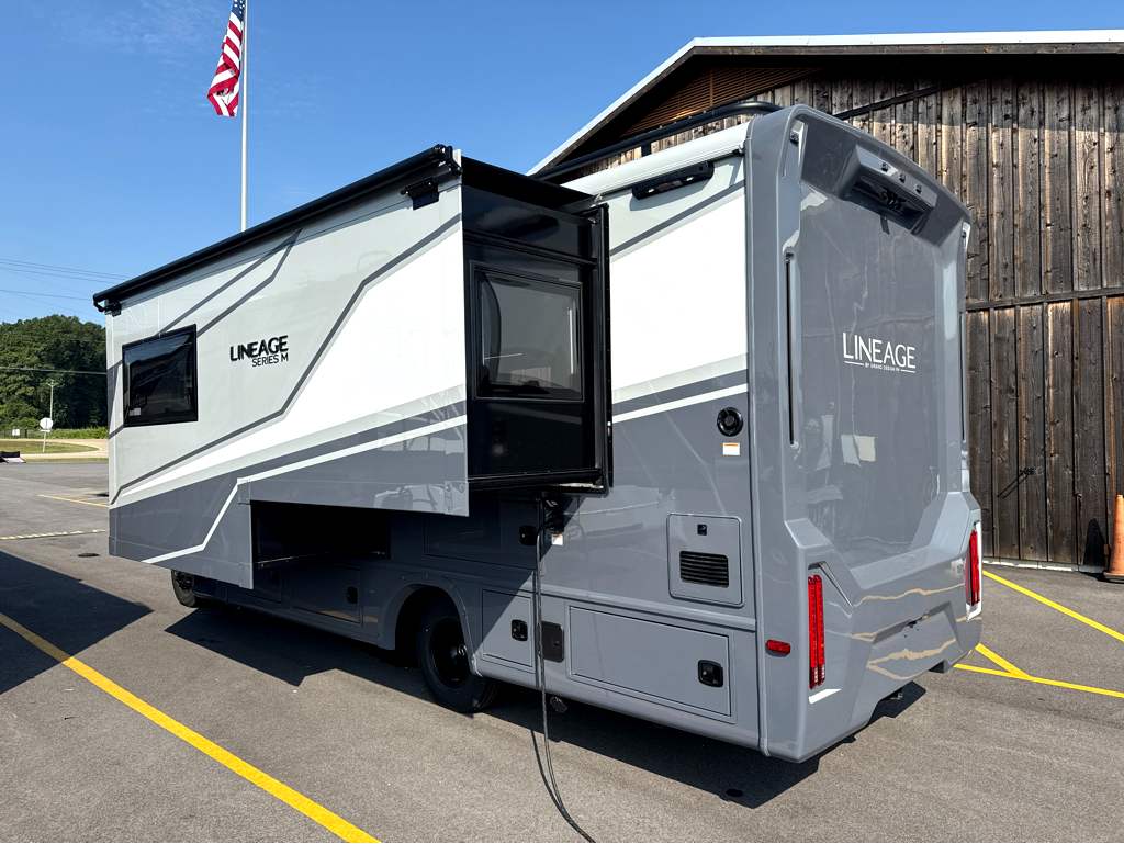 2027 Grand Design Lineage Series M 25FW - Image 3