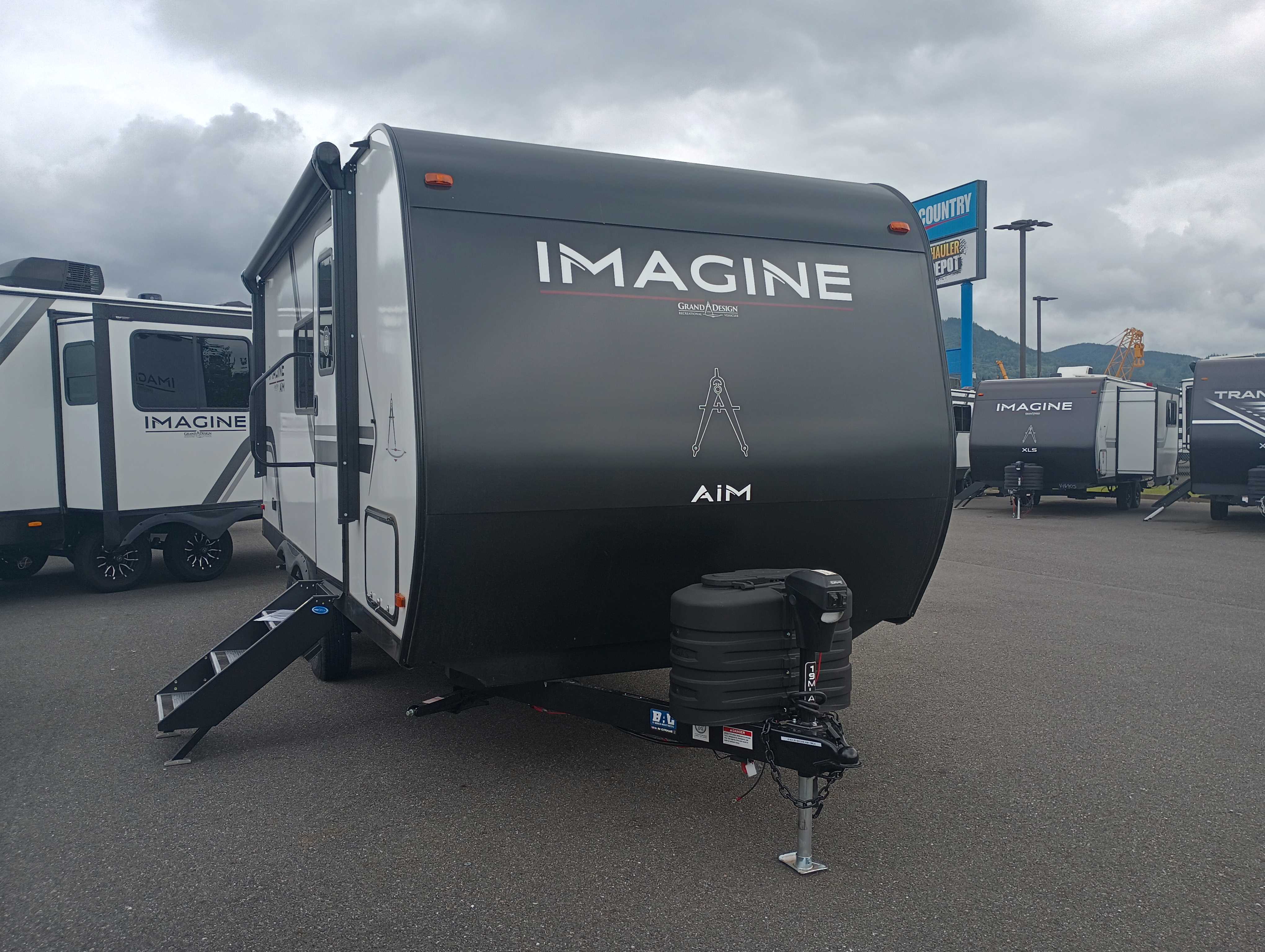 2026 Grand Design Imagine AIM 19MLA - Image 1