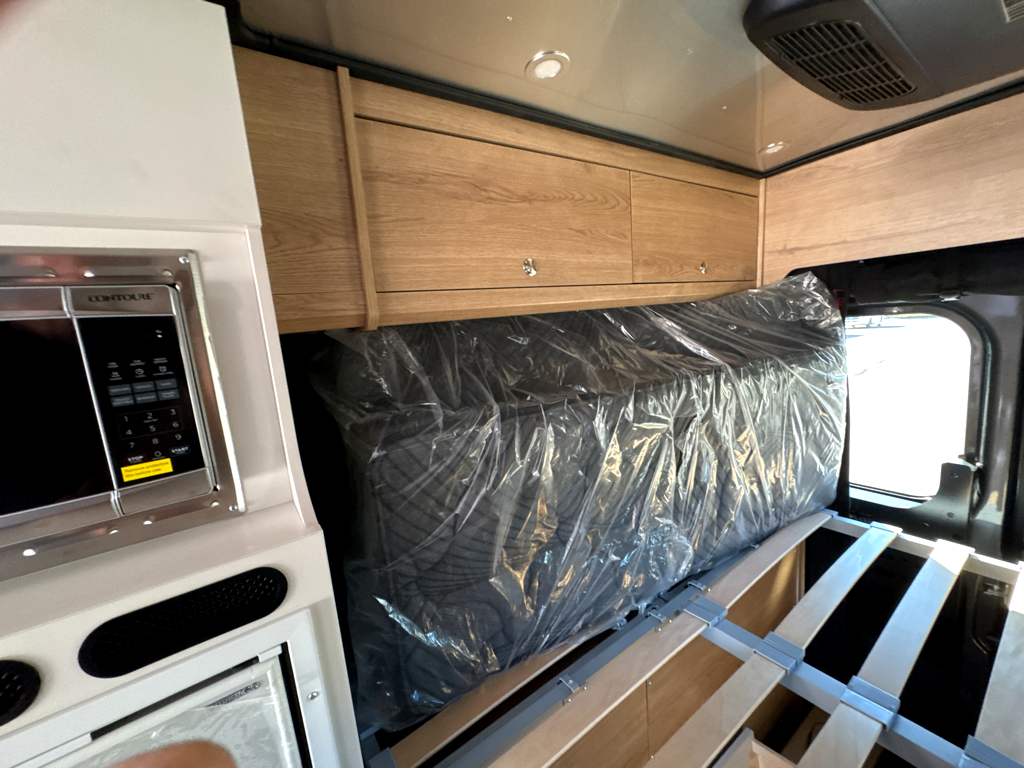 2026 AIRSTREAM RANGELINE - Image 10