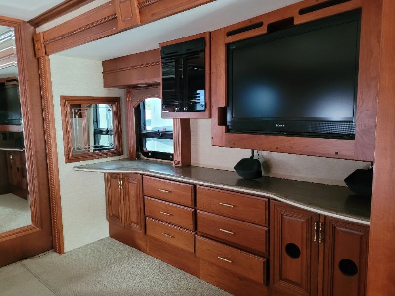 2008 Fleetwood American Eagle 42F - Image 15