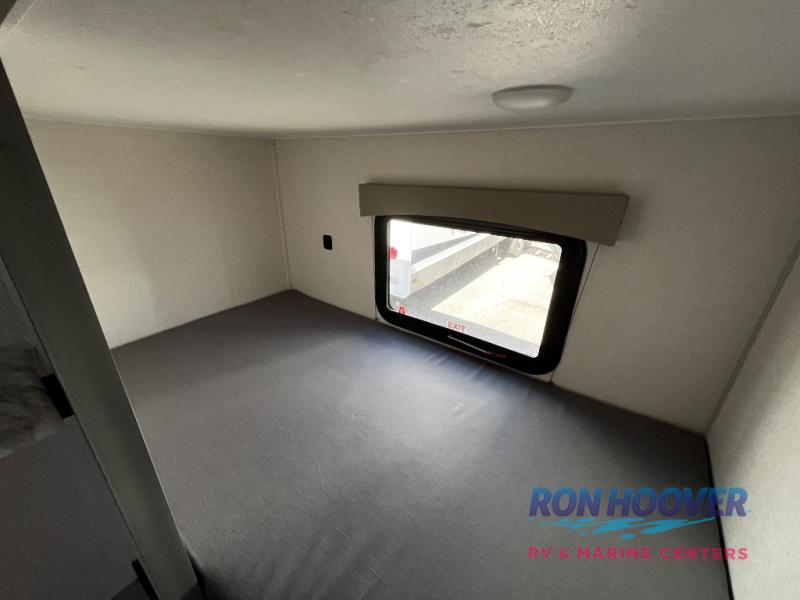 2025 COACHMEN 282DORM - Image 18