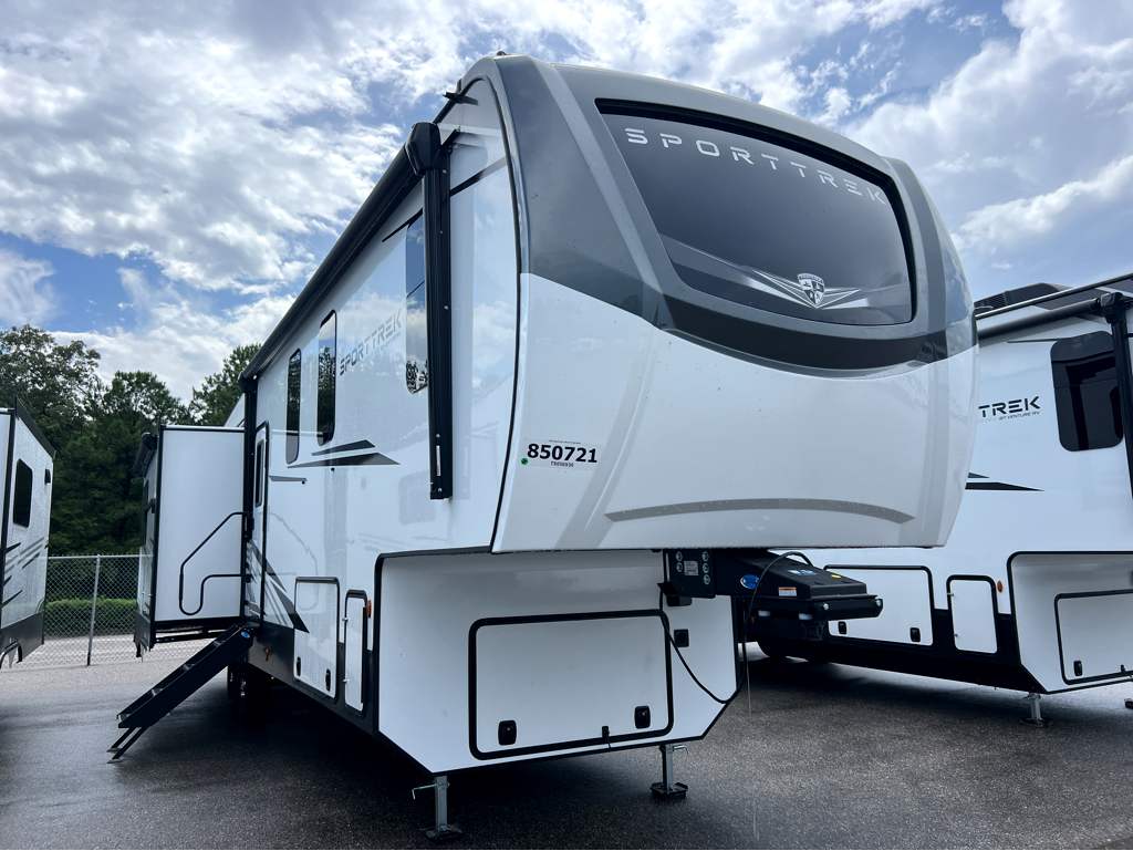 2026 VENTURE RV SPORTTREK 353VRK - Image 1