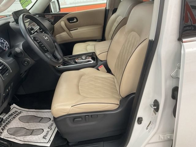 2022 Nissan Armada Utility 4D Platinum AWD - Image 17