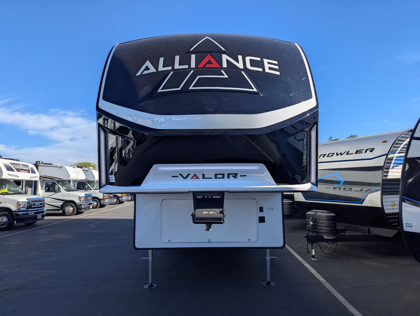 2026 Alliance RV Valor 32A10 - Image 2