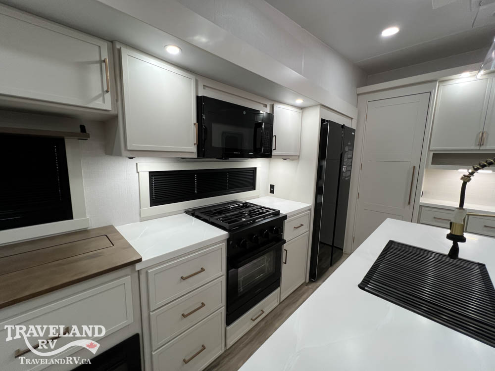 2027 Brinkley RV Model Z 3100 - Image 22