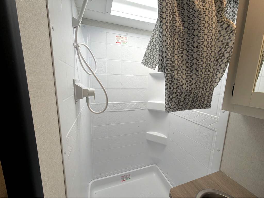 2026 VENTURE RV SIENNA 281VQB - Image 27