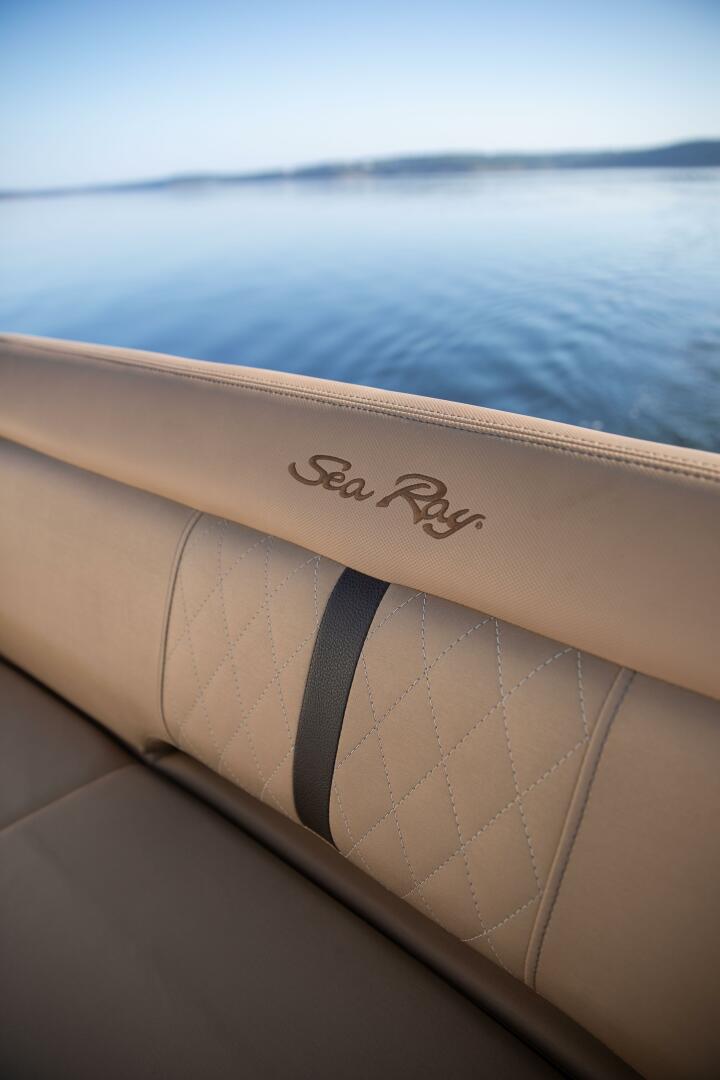 2016 Sea Ray Sundancer 350 - Image 44