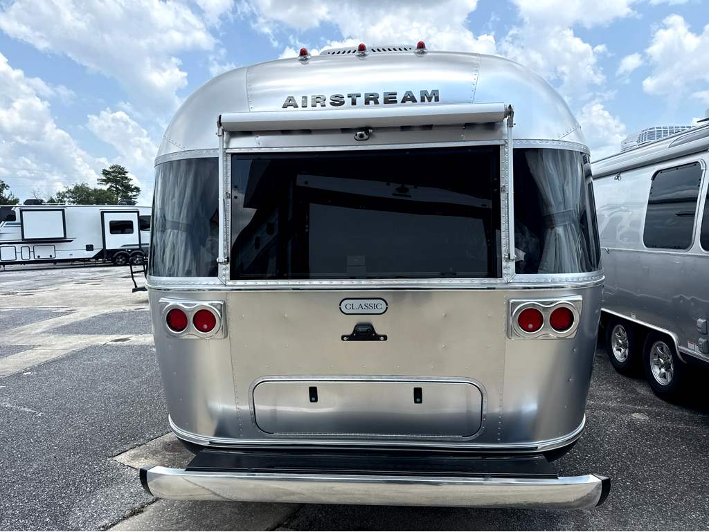 2026 AIRSTREAM CLASSIC 30RBQ - Image 5