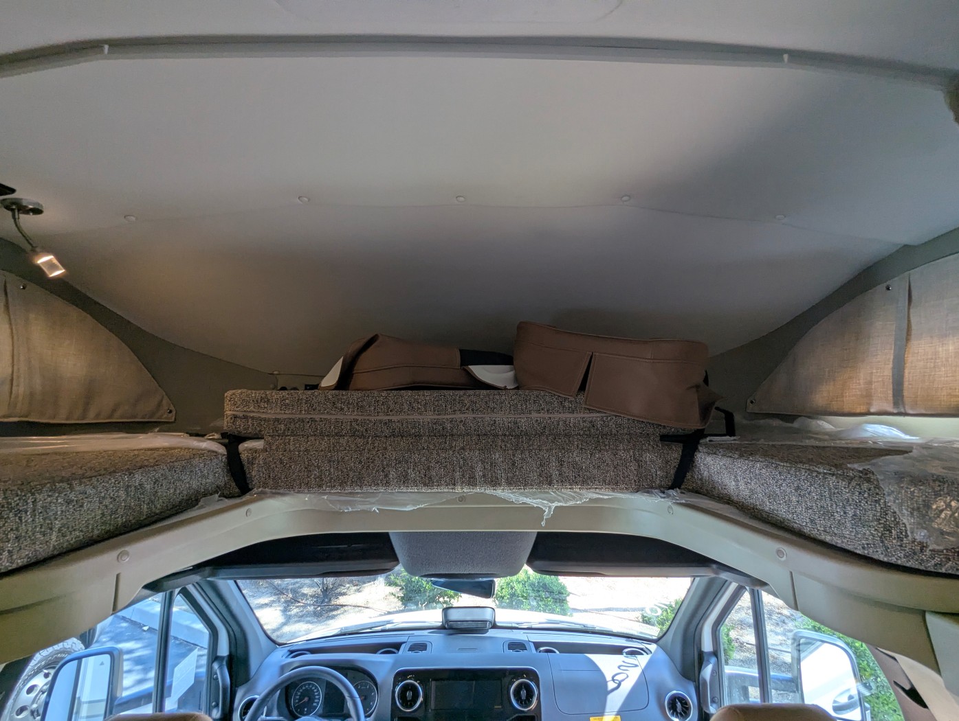 2027 Winnebago View 24D - Image 11