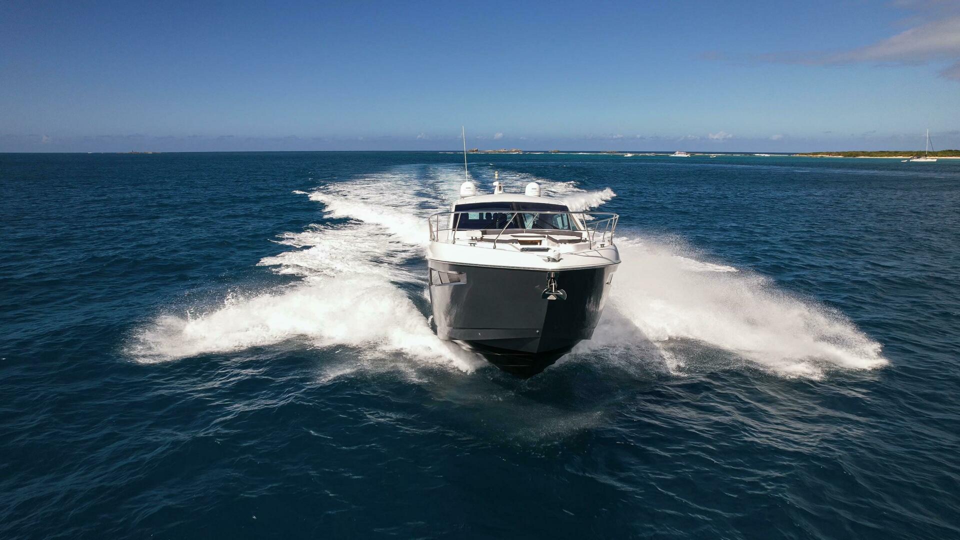 2019 Cruisers Yachts 50 Cantius - Image 2