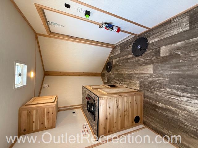 2026 Ice Castle Special 6.5′ x 12′ - Image 9