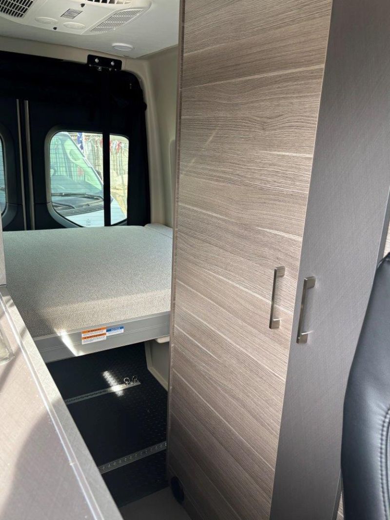 2026 Entegra Coach Launch 19Y - Image 13