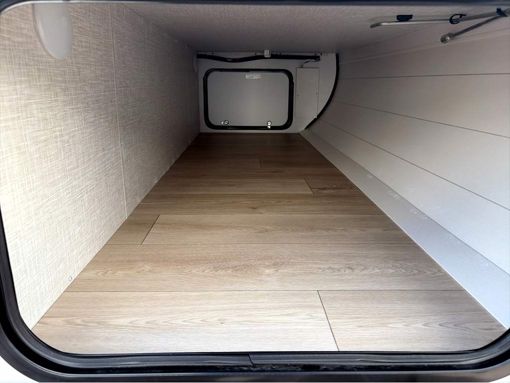 2027 JAYCO JAY FEATHER 25RLSL - Image 6