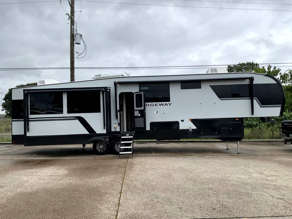 2027 KZ RIDGEWAY 36MBL - Image 4