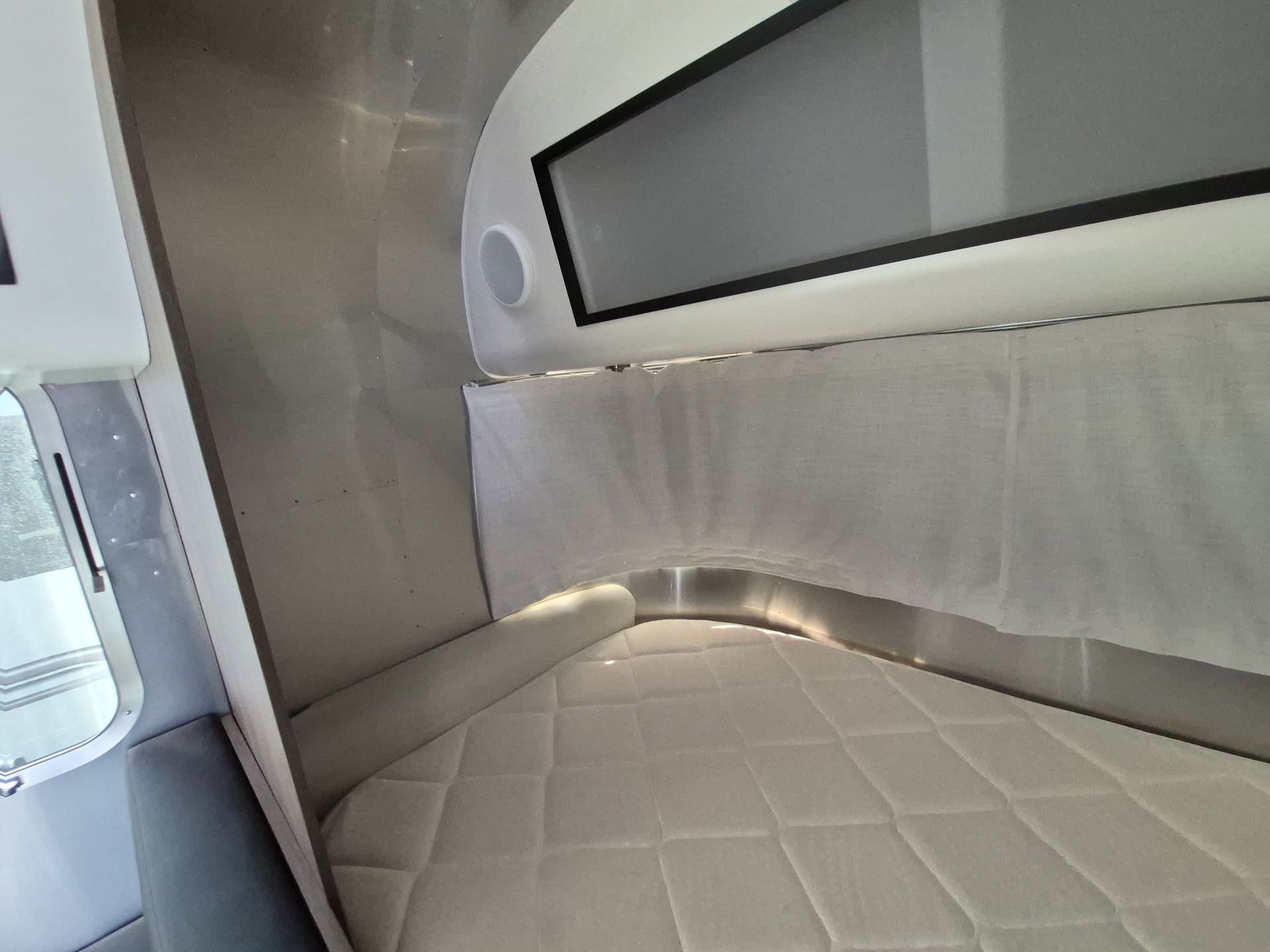 2024 Airstream Caravel 20FB - Image 26