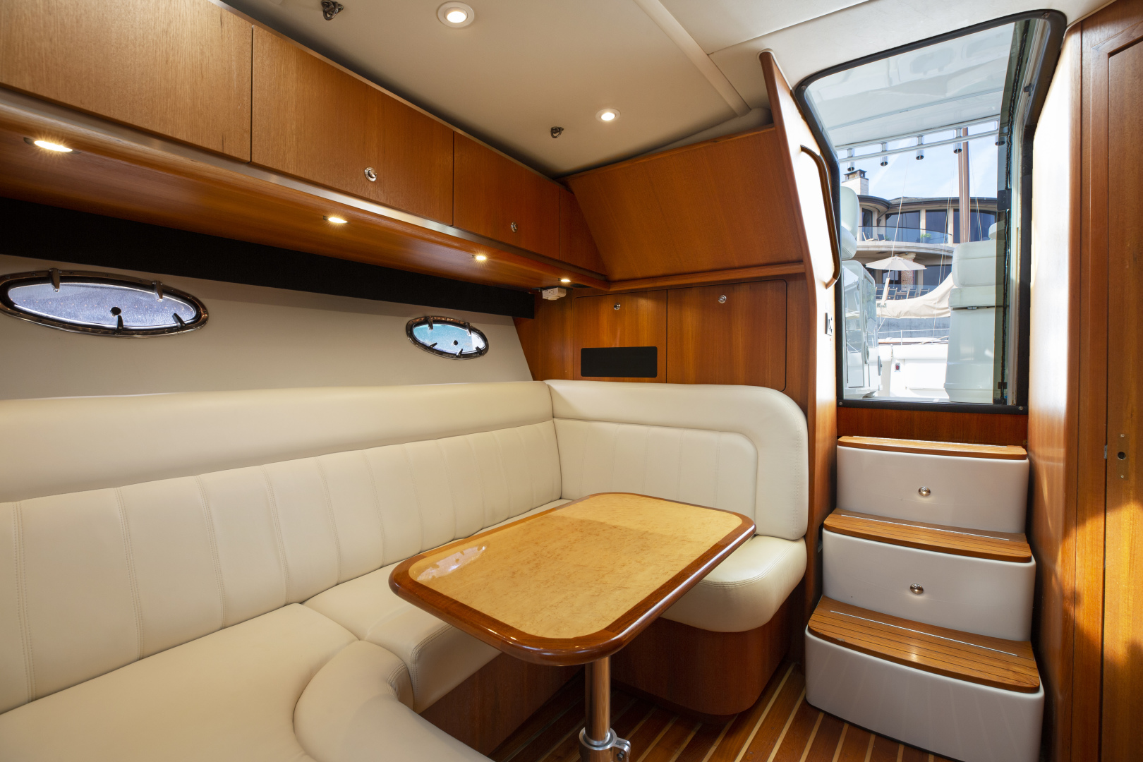 2006 Tiara Yachts 3600 Open - Image 2