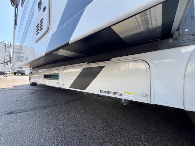2025 Thor Motor Coach Quantum LC28 - Image 15
