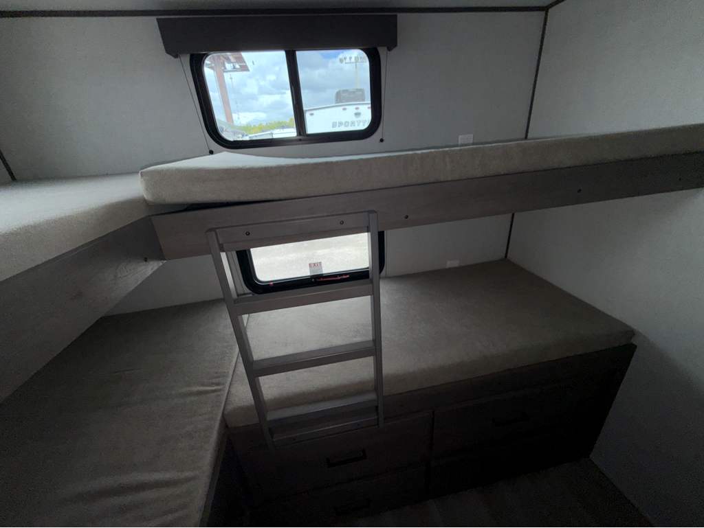 2026 GRAND DESIGN TRANSCEND 305BHT - Image 27