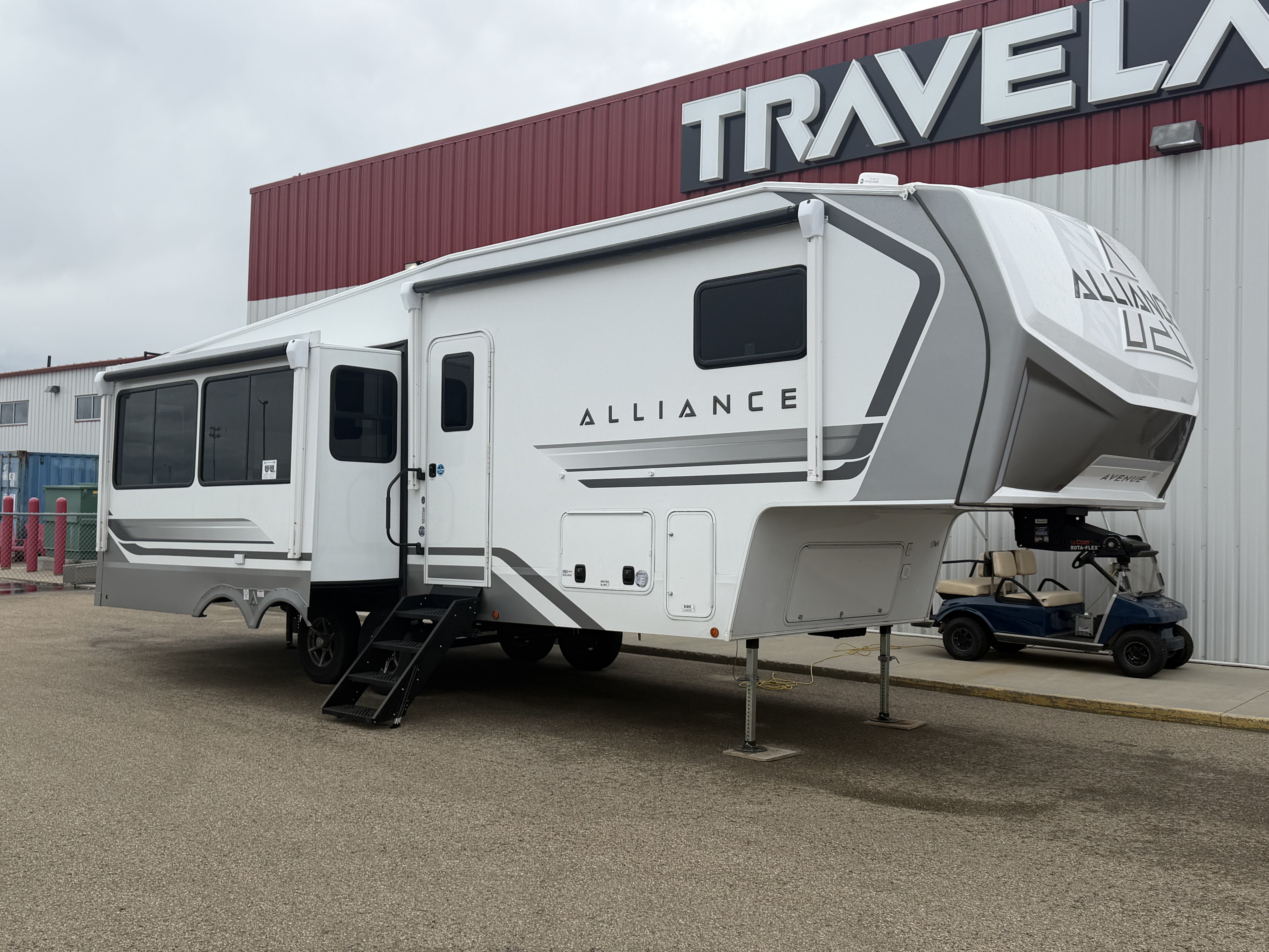 2027 Alliance RV Avenue 29RL - Image 1