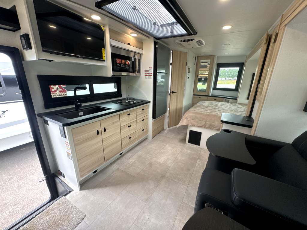2027 JAYCO MELBOURNE PRESTIGE 25LP - Image 10