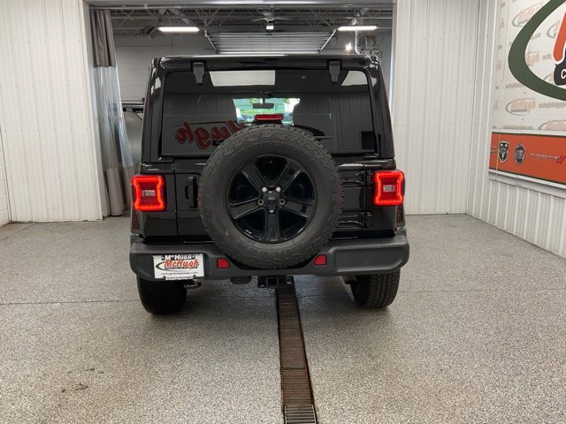 2022 Jeep Wrangler Unlimited Sahara Altitude - Image 6