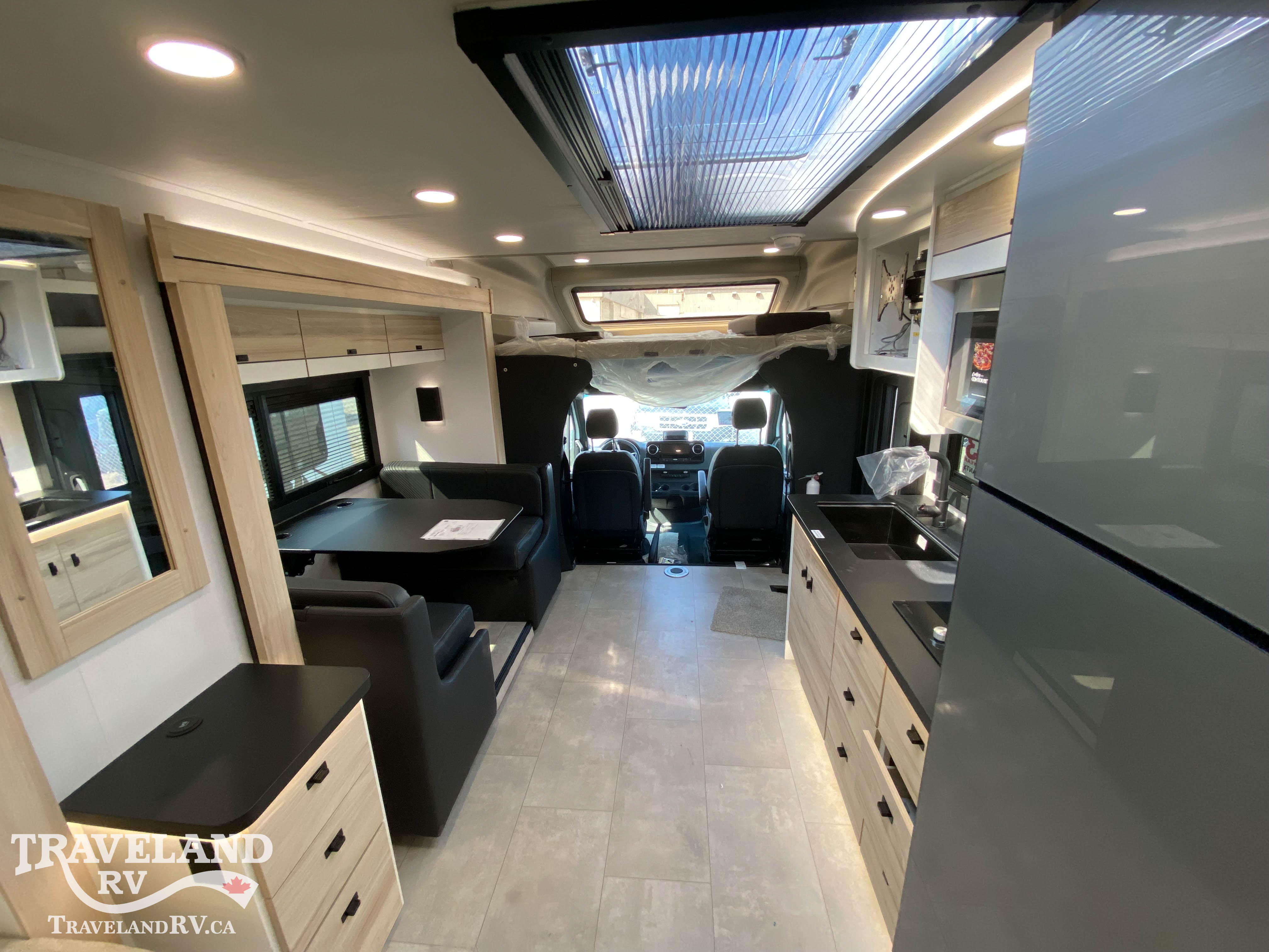 2027 Entegra Coach Qwest 25L - Image 4